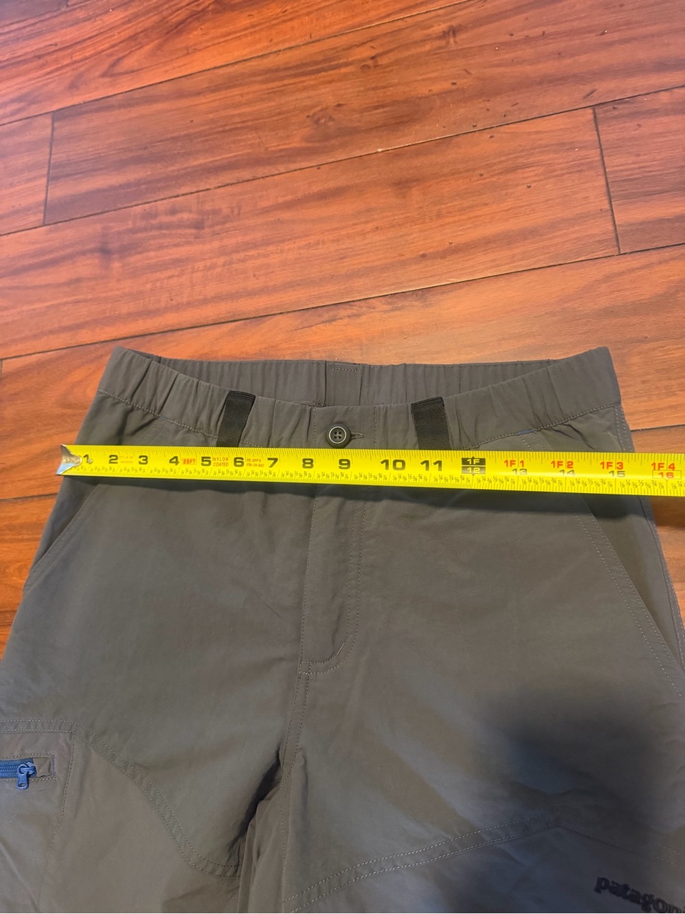 Patagonia Men's Cargo Pants in Gray with Blue Zip Accent - Picture 5 of 8